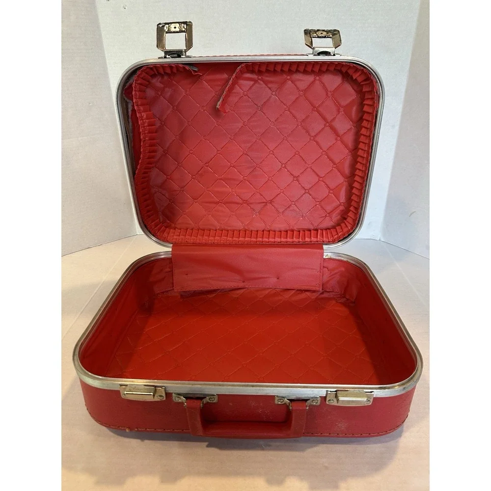 Going To Grandma's Red Vinyl Hard Suite Case Red Trojan Luggage